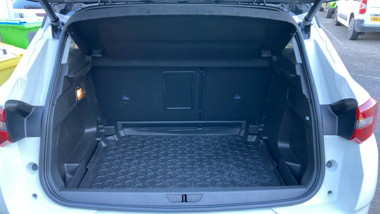 Vauxhall Grandland 1.2 Turbo Ultimate 5dr Petrol Hatchback